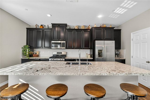 7046 Fossil Rim Street, North Las Vegas, NV 89084