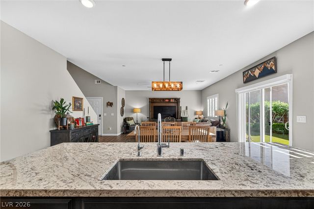 7046 Fossil Rim Street, North Las Vegas, NV 89084