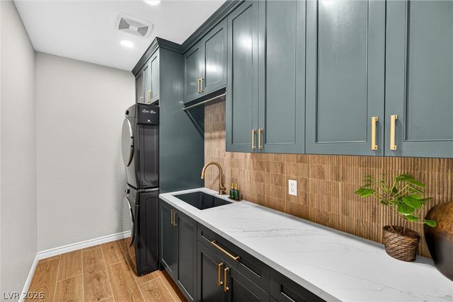 7046 Fossil Rim Street, North Las Vegas, NV 89084