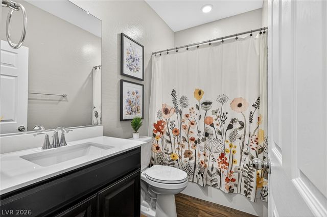 7046 Fossil Rim Street, North Las Vegas, NV 89084