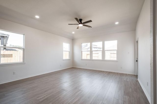 10401 Woodhill Spa Lane, Cleveland, TX 77327