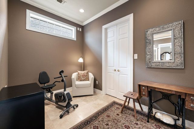 918 Amanda Drive, Mansfield, TX 76063