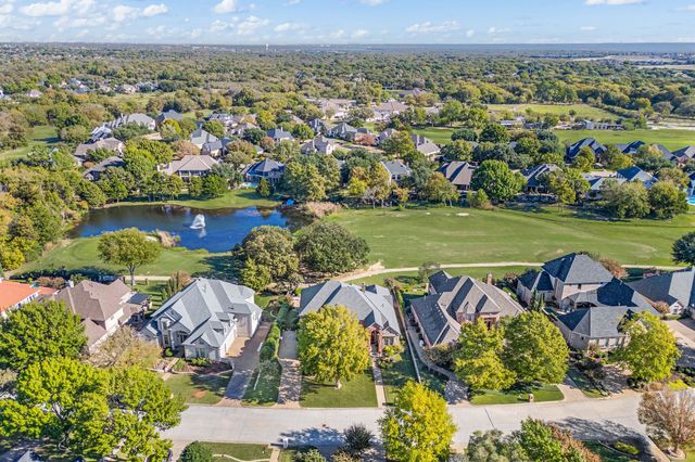 918 Amanda Drive, Mansfield, TX 76063