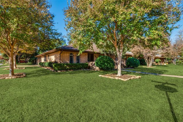 1910 Jamestown Court, Arlington, TX 76013