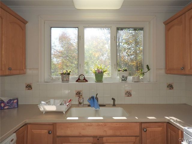 4666 Cleveland Road, Onondaga, NY 13215