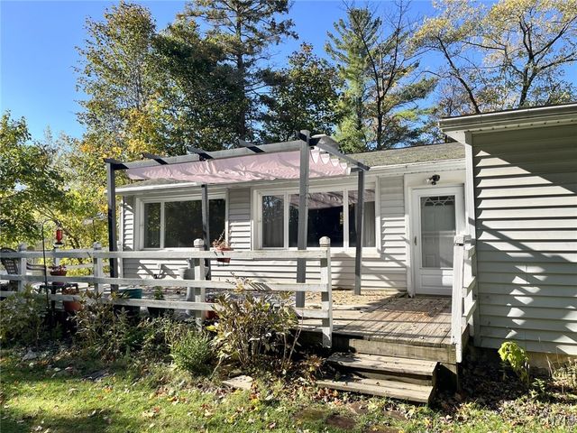 4666 Cleveland Road, Onondaga, NY 13215
