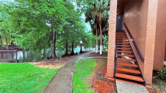 4504 COMMANDER DRIVE 1821, Orlando, FL 32822