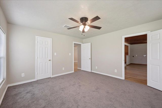 4555 Hartel St, Beaumont, TX 77705