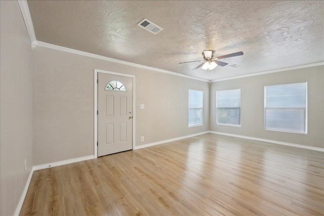 4555 Hartel St, Beaumont, TX 77705