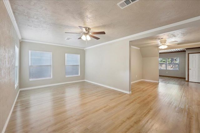 4555 Hartel St, Beaumont, TX 77705