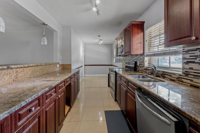 6023 ELDORADO DRIVE, Tampa, FL 33615