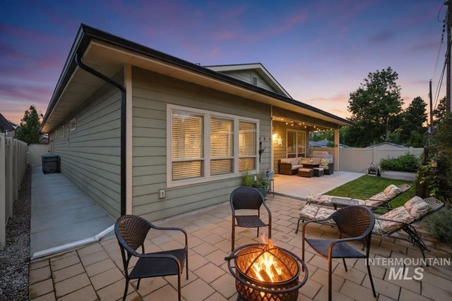 1622 S Division Ave, Boise, ID 83706