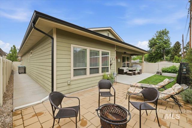 1622 S Division Ave, Boise, ID 83706