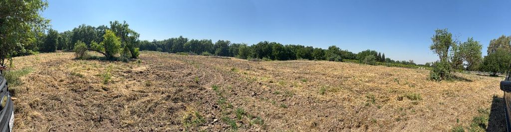 Image 8 of property listing at 400 N Frankwood Avenue, Sanger, CA 93657