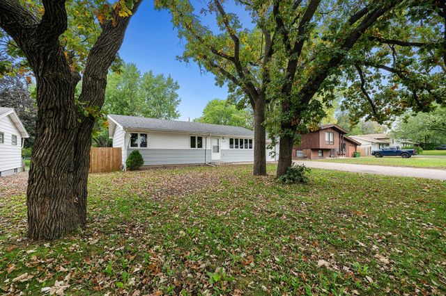 717 81st Avenue NE, Spring Lake Park, MN 55432