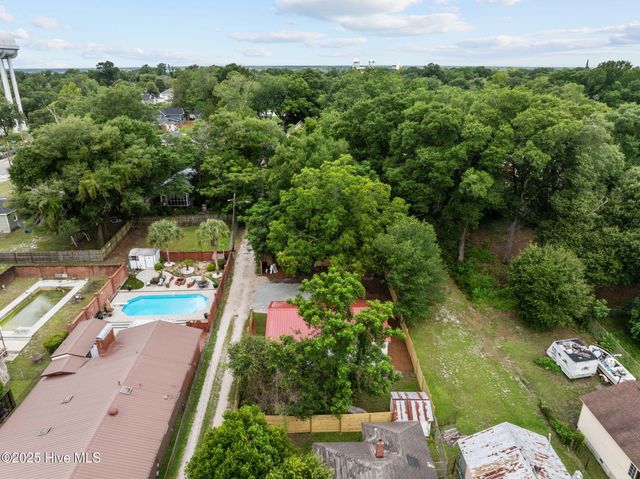 1015 Shaws Alley, Wilmington, NC 28401