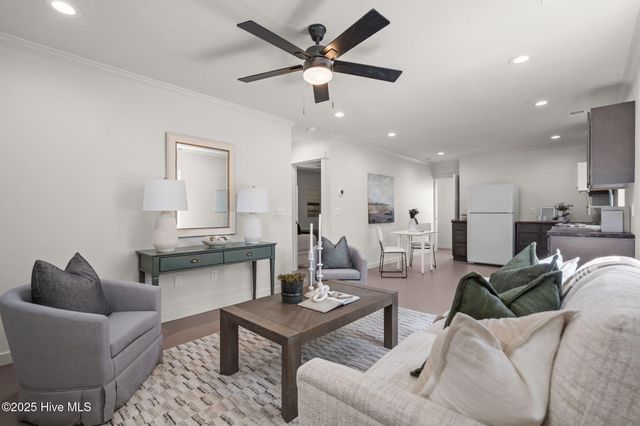 1015 Shaws Alley, Wilmington, NC 28401