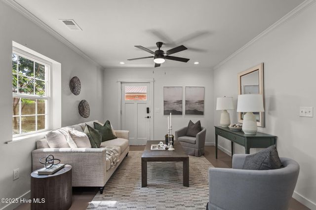 1015 Shaws Alley, Wilmington, NC 28401