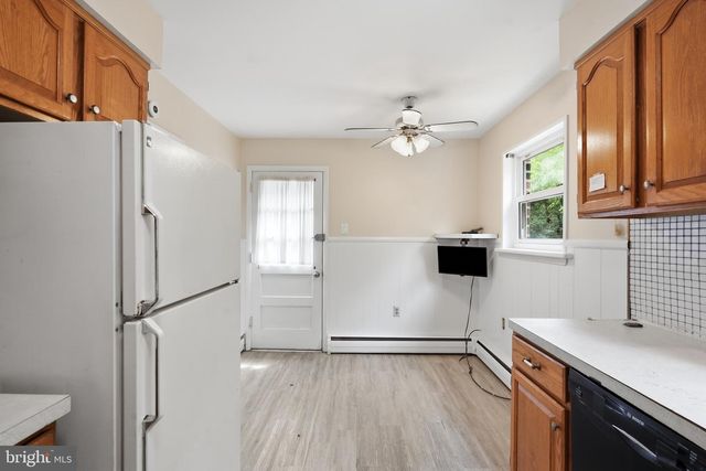 1126 SOLLY AVE, Philadelphia, PA 19111
