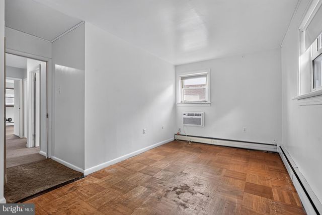 1126 SOLLY AVE, Philadelphia, PA 19111