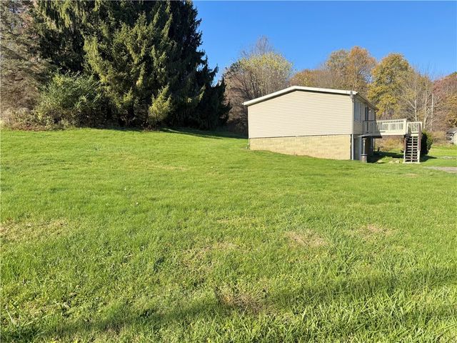 1285 Old Pulaski Rd, Neshannock Twp, PA 16105