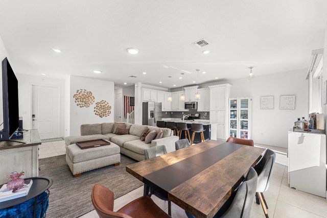 4330 Lago Drive, Deerfield Beach, FL 33064