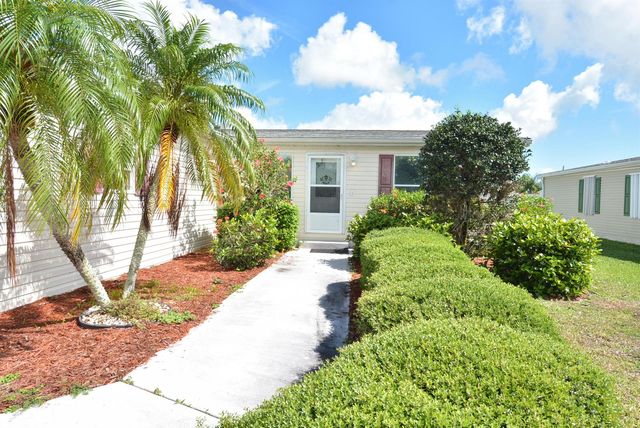 7809 Horned Lark Circle, Port St. Lucie, FL 34952