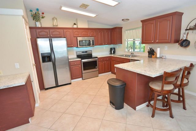 7809 Horned Lark Circle, Port St. Lucie, FL 34952