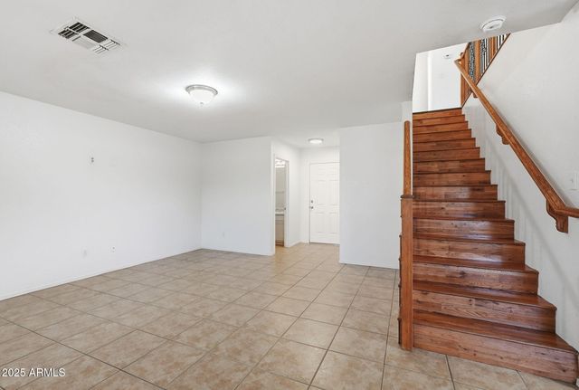 2832 E AUGUSTA Avenue, Chandler, AZ 85249