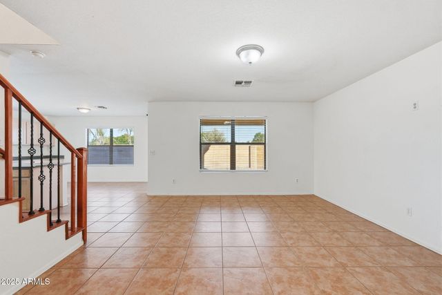 2832 E AUGUSTA Avenue, Chandler, AZ 85249