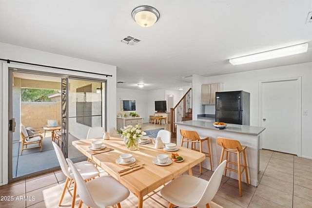 2832 E AUGUSTA Avenue, Chandler, AZ 85249