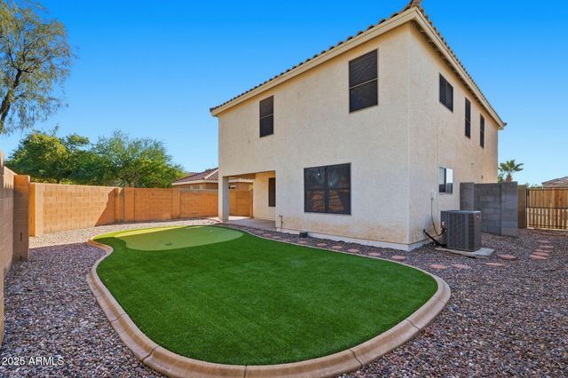 2832 E AUGUSTA Avenue, Chandler, AZ 85249