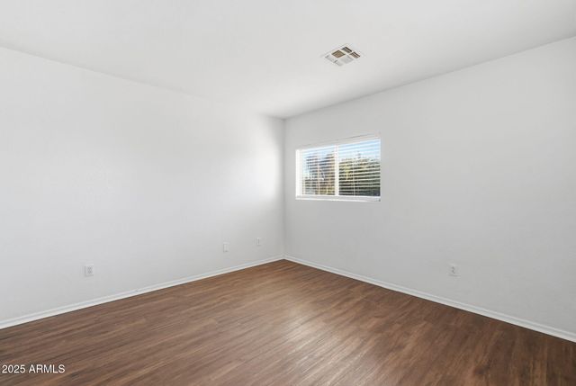 2832 E AUGUSTA Avenue, Chandler, AZ 85249