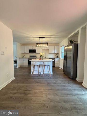 1213 BRIGADOON TRL, Gwynn Oak, MD 21207