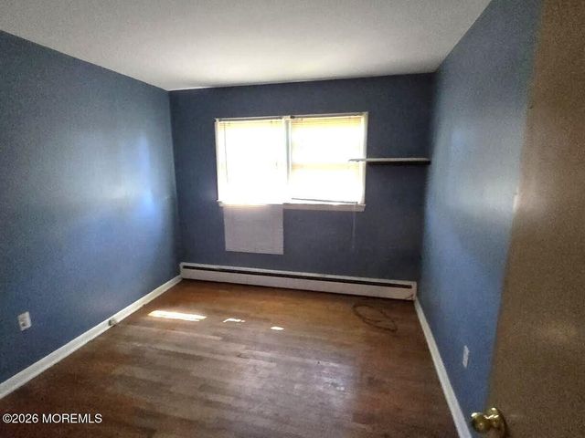 56 Hickory Lane, Bayville, NJ 08721