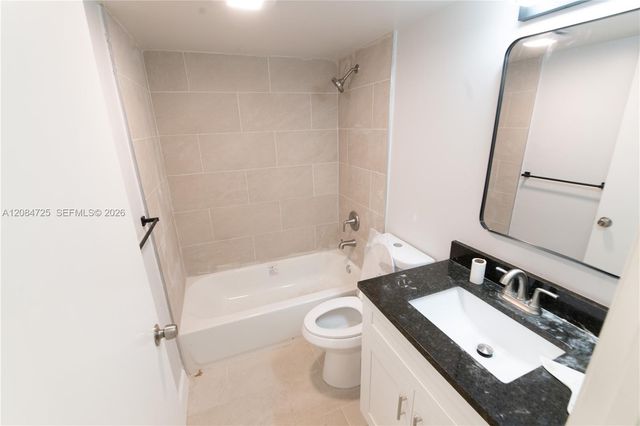 2100 Springdale Boulevard 314, Palm Springs, FL 33461