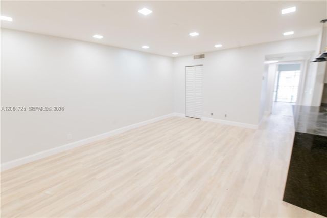2100 Springdale Boulevard 314, Palm Springs, FL 33461