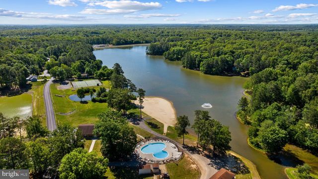 234 LAND OR DR, Ruther Glen, VA 22546
