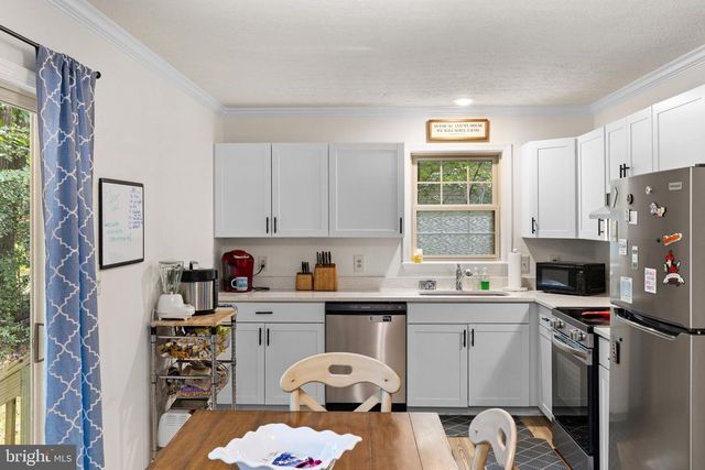 234 LAND OR DR, Ruther Glen, VA 22546