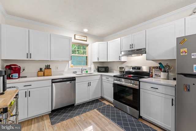 234 LAND OR DR, Ruther Glen, VA 22546