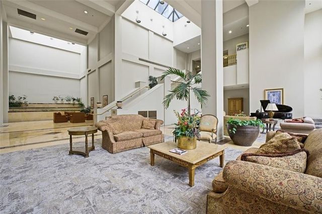 1280 W Peachtree Street NW 3713, Atlanta, GA 30309
