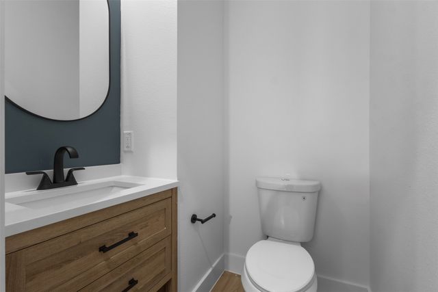 2203 Hondo Avenue 202, Dallas, TX 75219