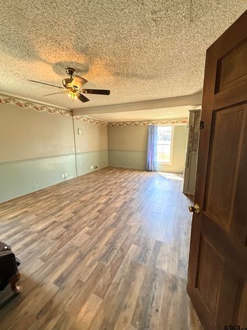 620 W Patten, Mineola, TX 75773