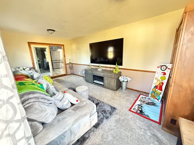 1604 Allison Boulevard, Auburn, IN 46706