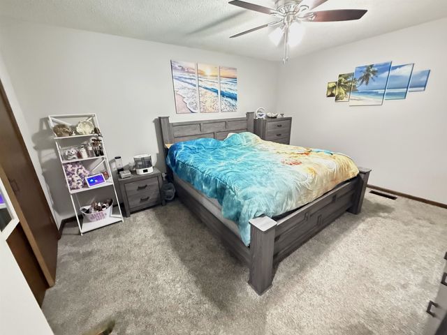 1604 Allison Boulevard, Auburn, IN 46706