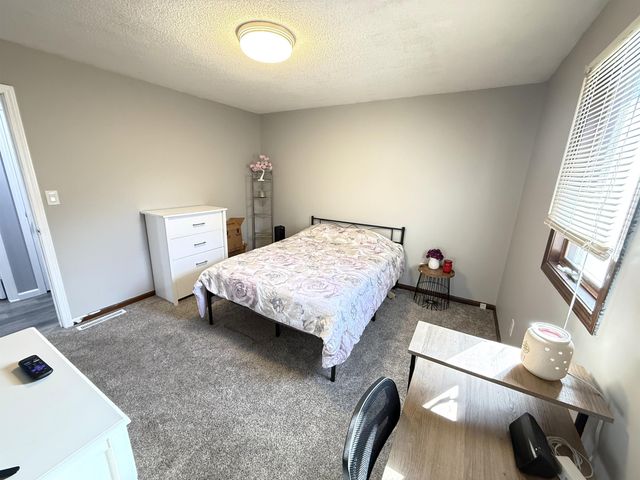 1604 Allison Boulevard, Auburn, IN 46706