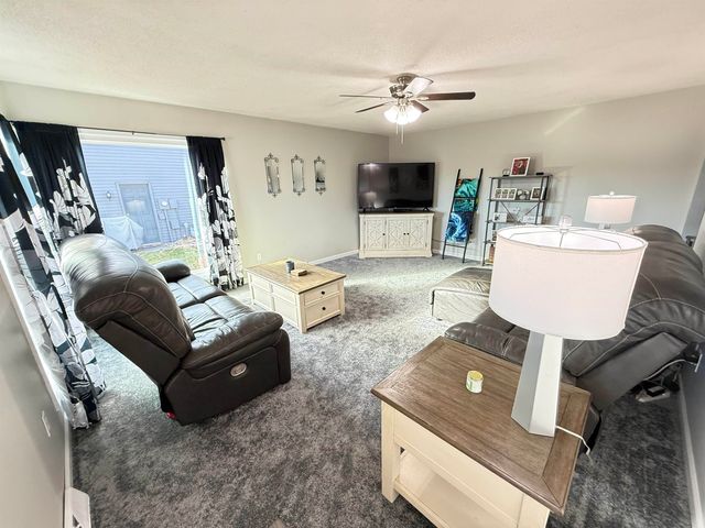 1604 Allison Boulevard, Auburn, IN 46706