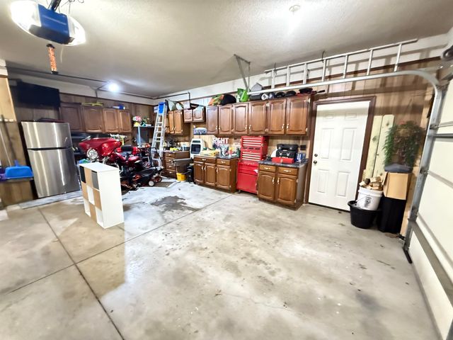 1604 Allison Boulevard, Auburn, IN 46706