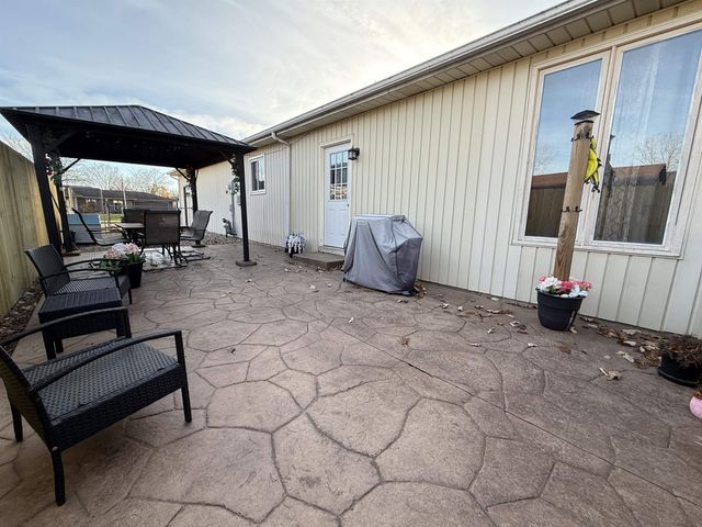 1604 Allison Boulevard, Auburn, IN 46706