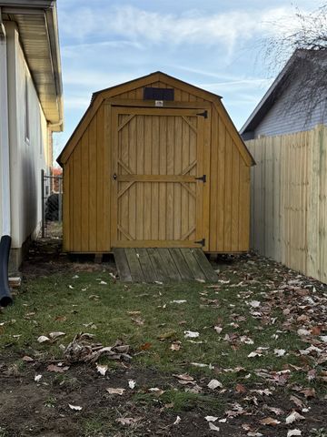 1604 Allison Boulevard, Auburn, IN 46706